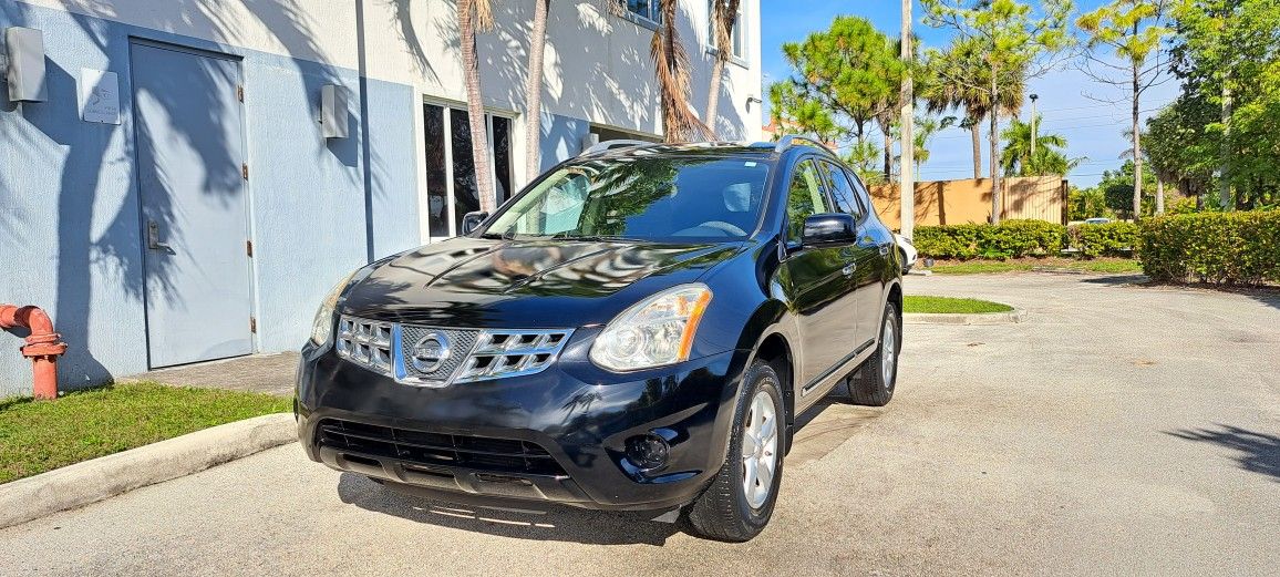 2012 Nissan Rouge With 85,000 Miles!!