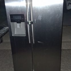 Stainless Steel Side By Side Fridge 