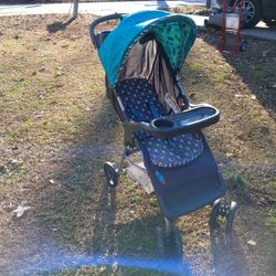 ** TODDLER STROLLER 