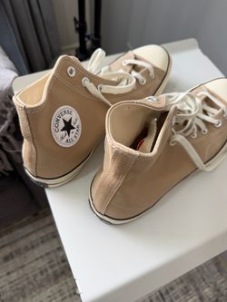 Converse Chuck Taylor All Star High Top Sneakers
