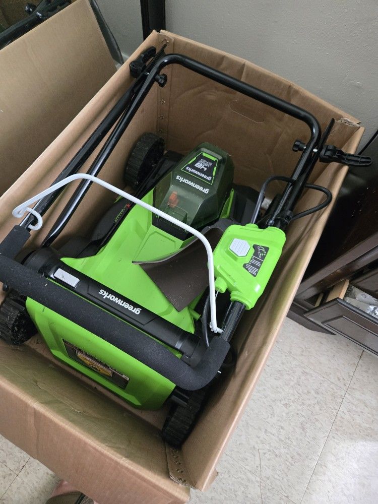 Battery Operated Lawnmower