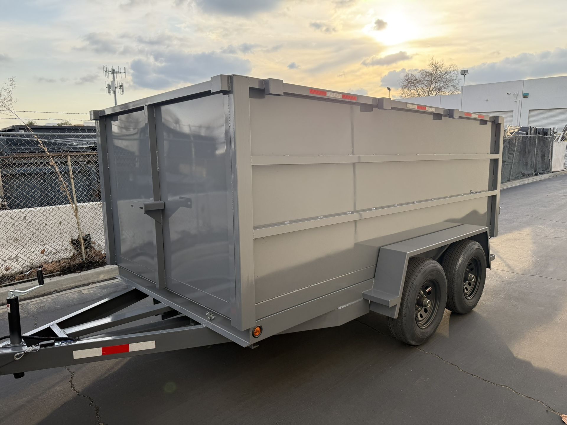 Hydraulic Dump Trailer