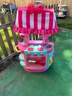 Hello kitty kitchen