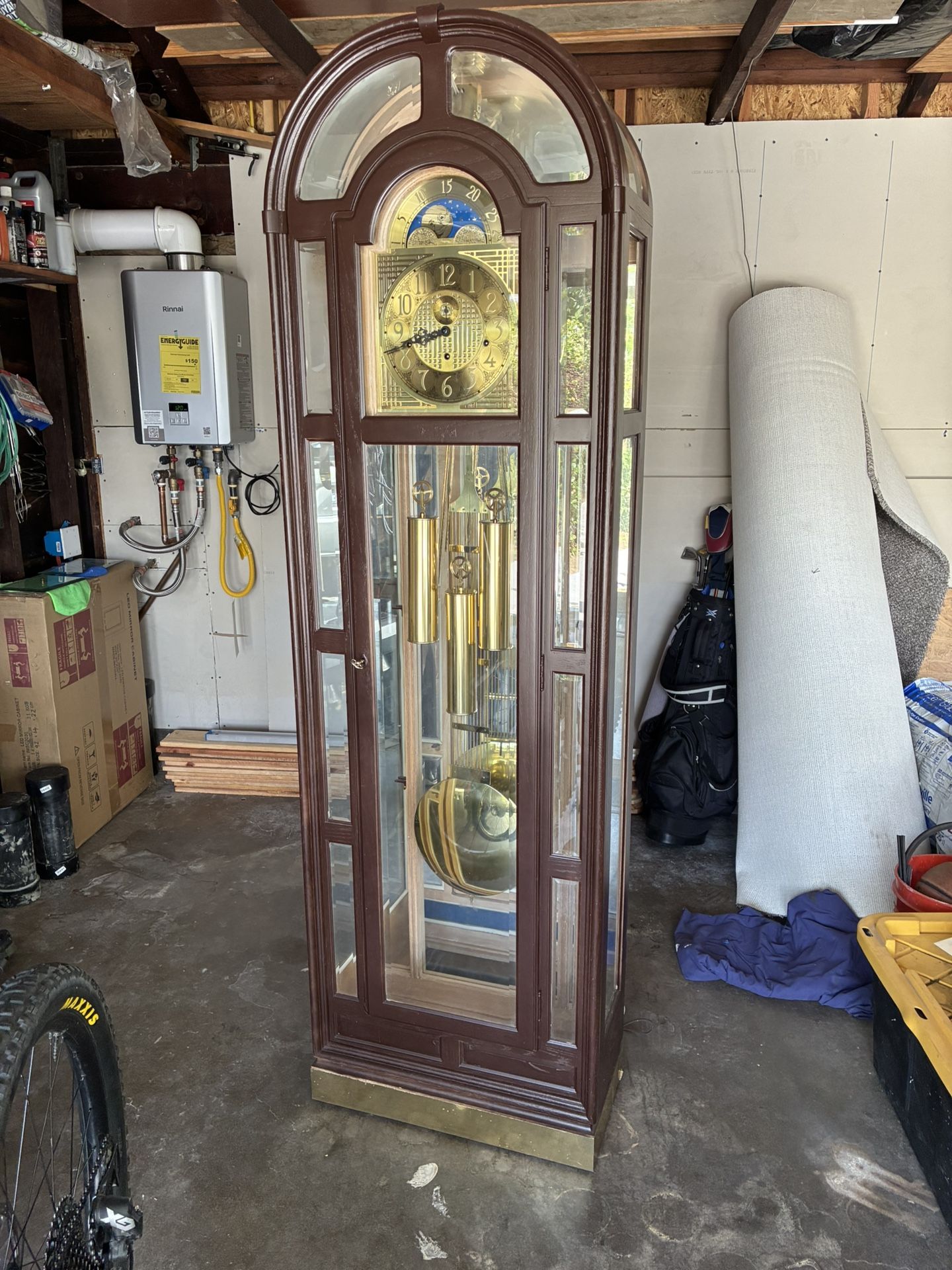 Grandfather Clock In Excellent Condition!!