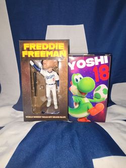 Set: YOSHI & FREDDIE FREEMAN BOBBLEHEADS