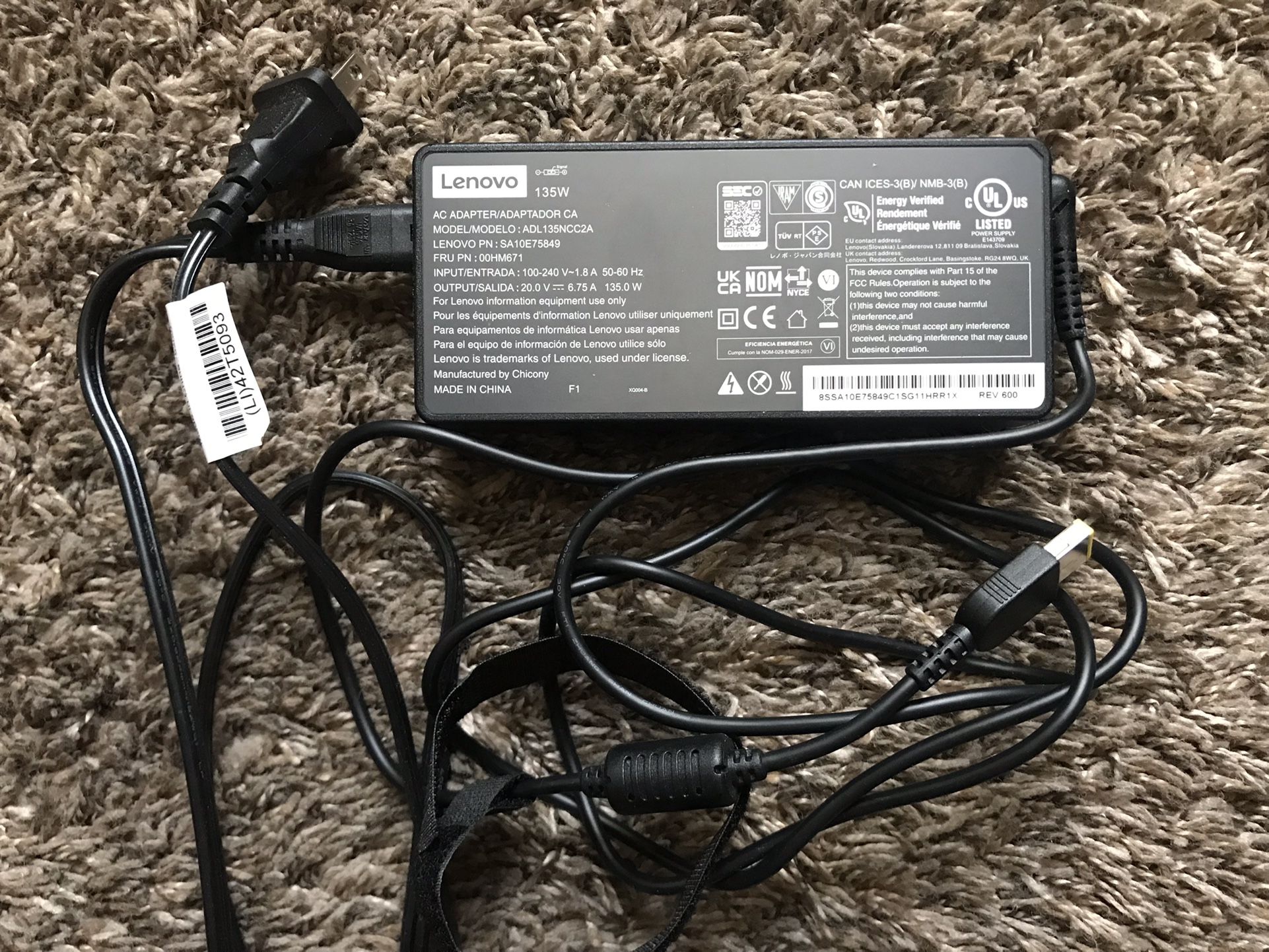 Lenovo Original 135W AC Adapter
