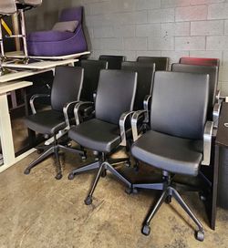 Black Office Chairs with Armrests