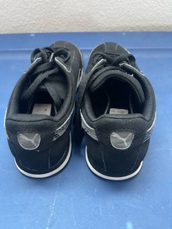 Kids Sneaker size 3 Brand New No Tags
