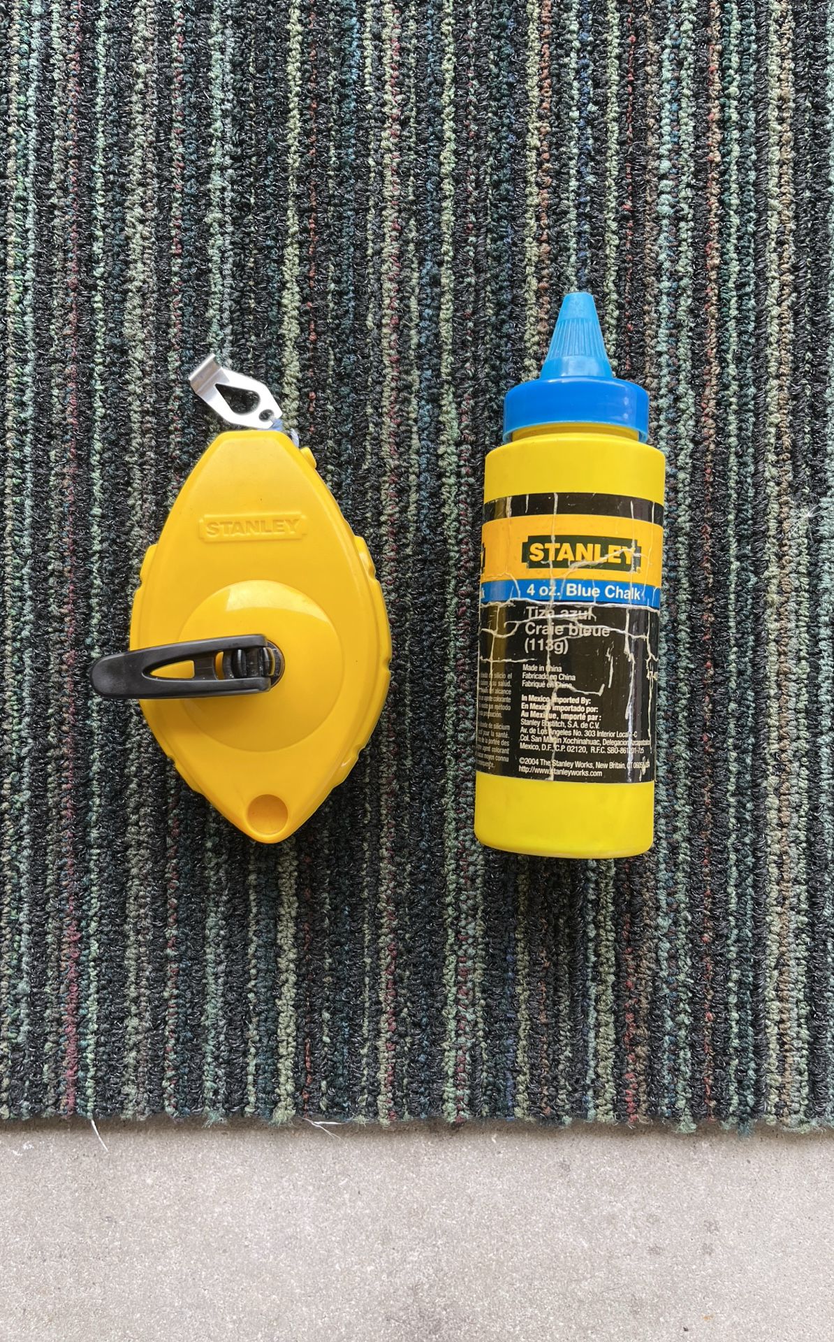 Stanley 4oz Blue Chalk With Cord