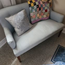 Loveseat Bench