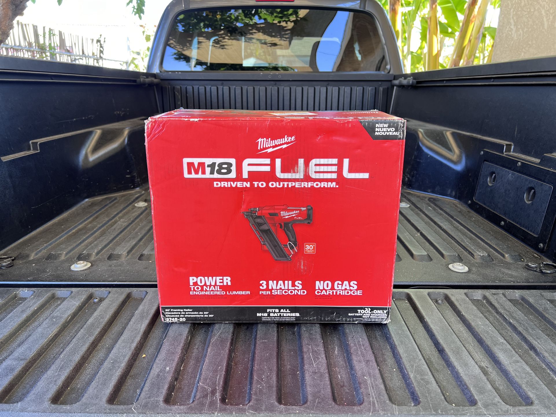 Milwaukee M18 FUEL 3-1/2 in. 18-Volt 30-Degree Lithium-Ion Brushless Cordless Framing Nailer (Tool-Only)