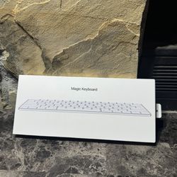 Apple Magic Keyboard Wireless Silver White Keys MK2A3LL A 