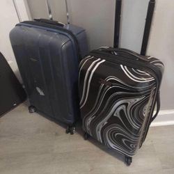 Rolling Luggage Bag With 4wheels $30 Each
