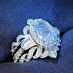 Henri Daussi Ring Set / Wedding Rings