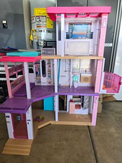 Barbie Playhouse