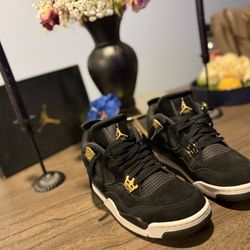 Jordan Retro Royalty 