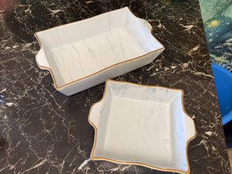 Nice Ayesha Curry Brand Ceramic Bakeware.  See description And Other  My Other Items For Sale. 