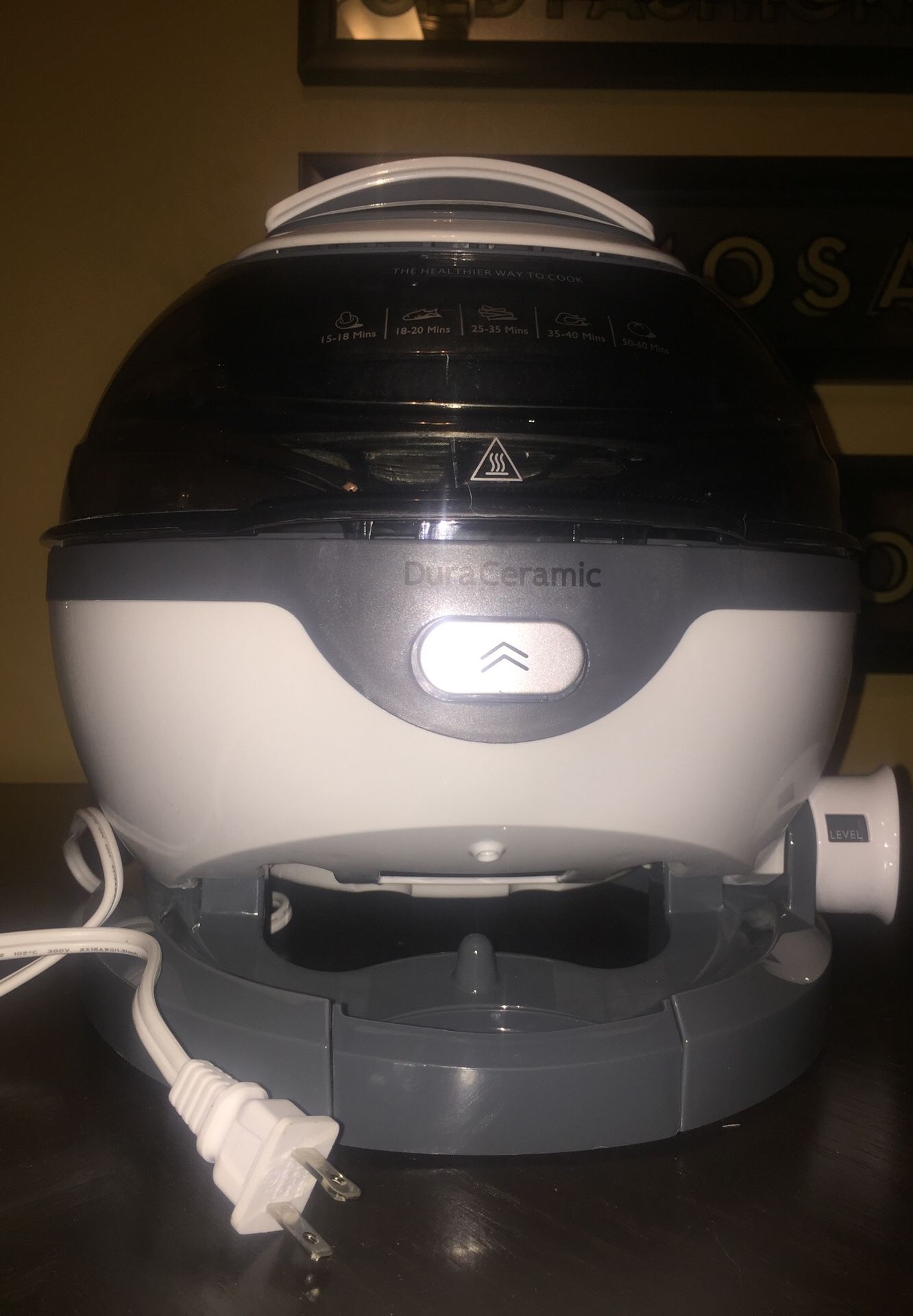 OSTER AIR FRYER and MULTI COOKER CKSTAF-TECO