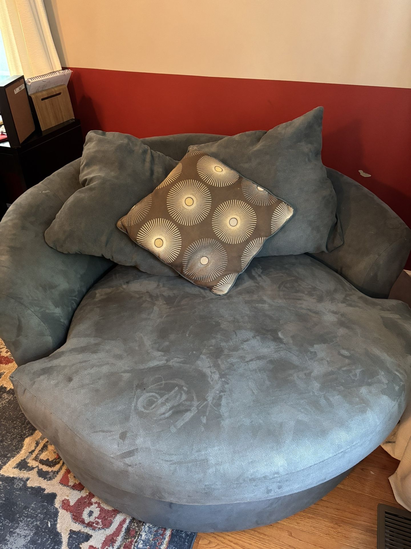 Oversized Comfy Swivel Chair