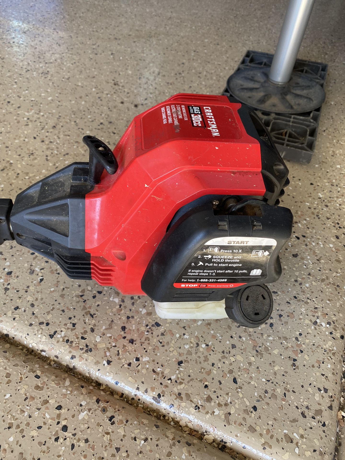 Craftsman 30cc 4 Cycle Weed Trimmer for Sale in Queen Creek, AZ OfferUp