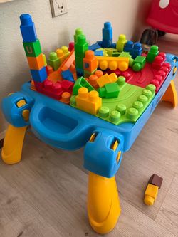 Mega Bloks Table
