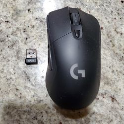 Logitech G703 Lightspeed Wireless Gaming Mouse

