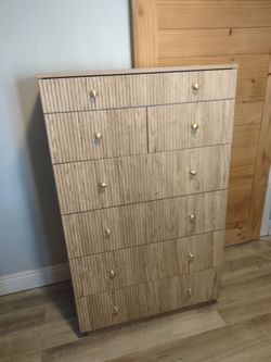 Brand new Ashley organizer 49x30x16.