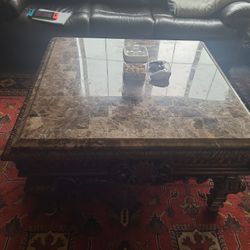 Coffee and side table