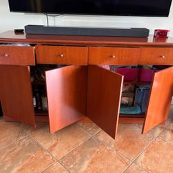 Credenza 