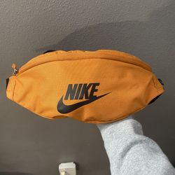 Nike Shoulder Bag