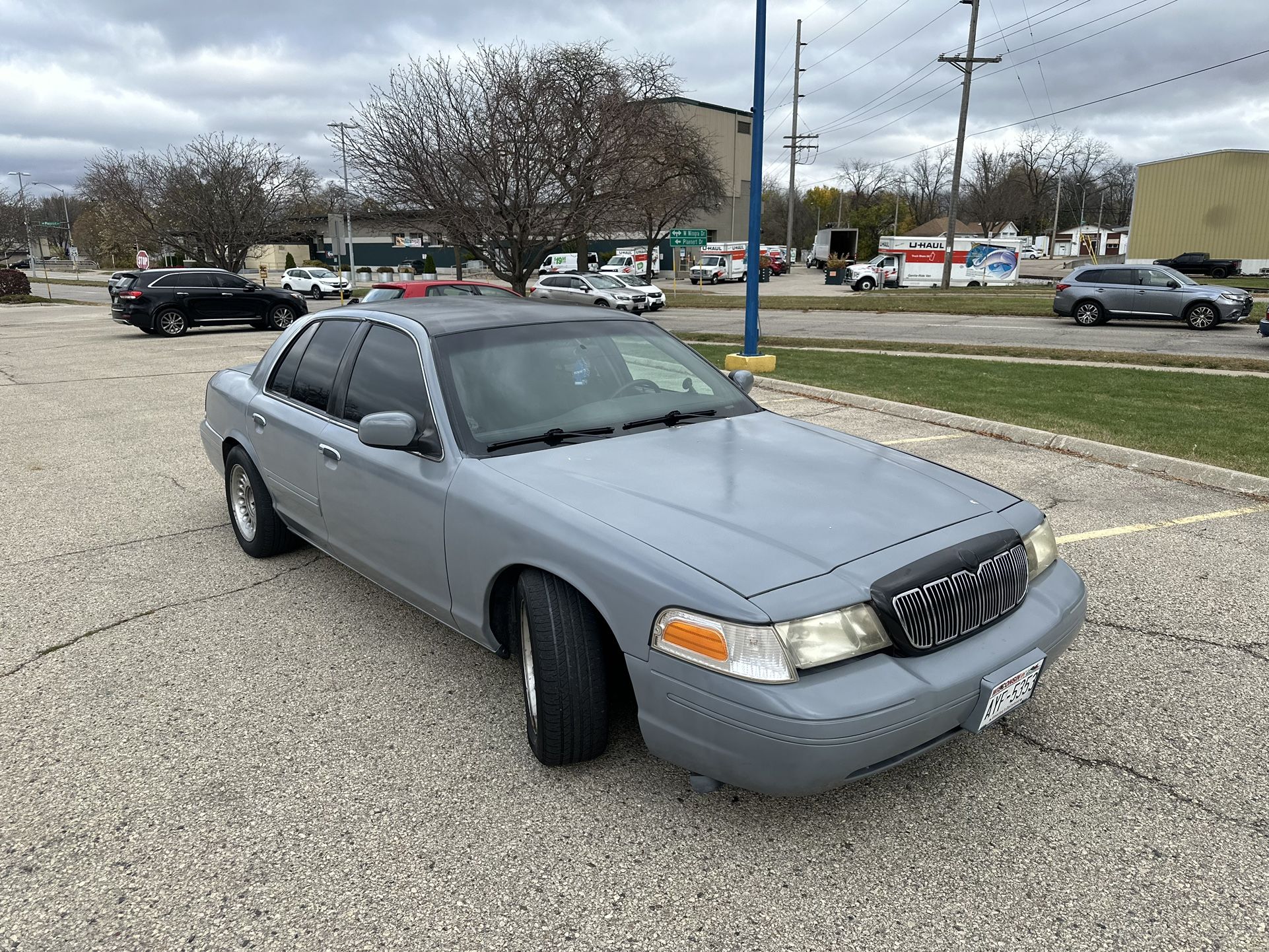 2004 Ford Crown Victoria