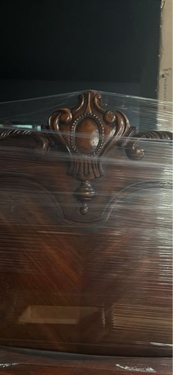 Vintage wood bedframe with matching dresser and two bedside tables