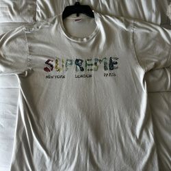 Supreme T-Shirt