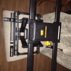 Brand New Wall MOUNT