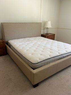 King Bed W/ C4 Sleep Number Mattress!
