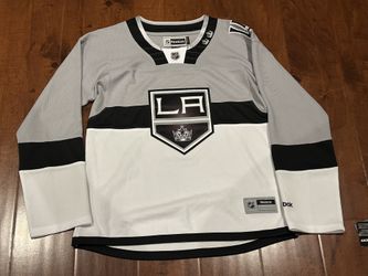 Los Angeles Kings Jersey Women’s Size Large
