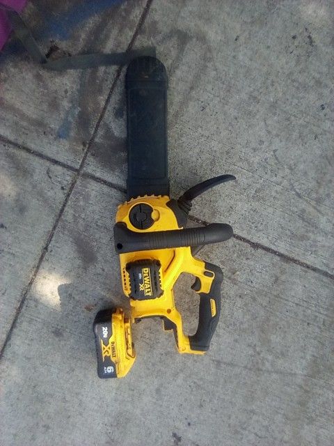DeWaltXR Brushless Chainsaw dccs620 $175
