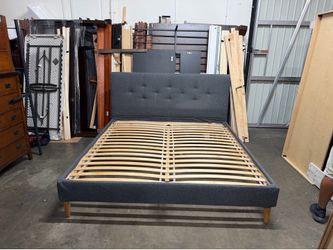 King bed $360