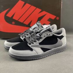 Travis Scott Retro 1 Low oG