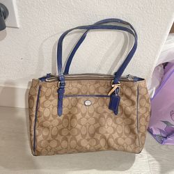 Coach Shoulder Bag 