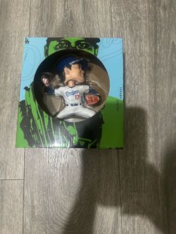 Shohei ohtani pitching bobblehead sga dodgers