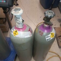 Acetylene Tanks 
