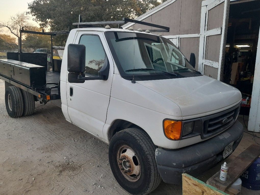 2006 Ford E-450