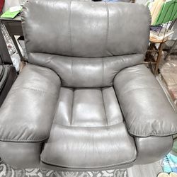 Power Recliners 