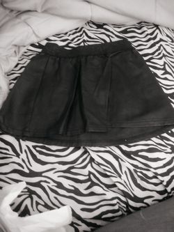 Baby pleather look skirt sz 18mnths