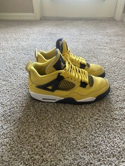 Jordan 4 Lightnings