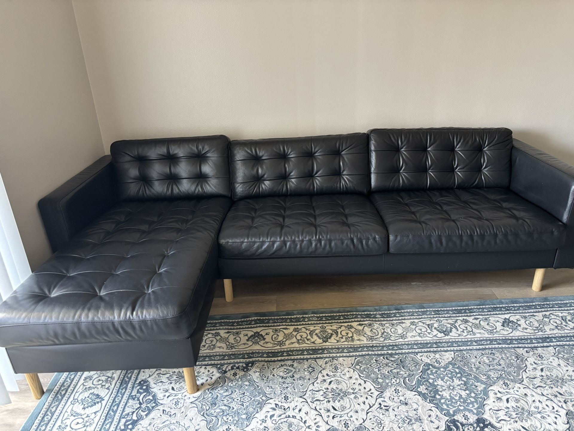 Leather Couch/Leather Furniture