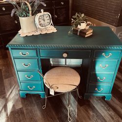 Vintage Peacock Teal & Gold 8 Dr Desk 