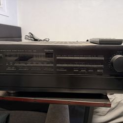 YAMAHA RX-V1050 Receiver 