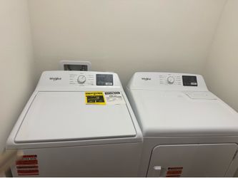 Brand new washer dryer set; Whirlpool
